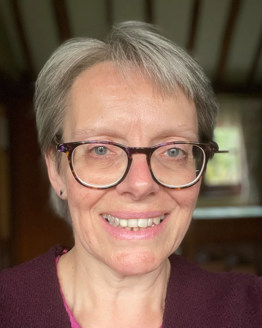 Portrait of Gill Gibson, Life Coach & EFT Practitioner